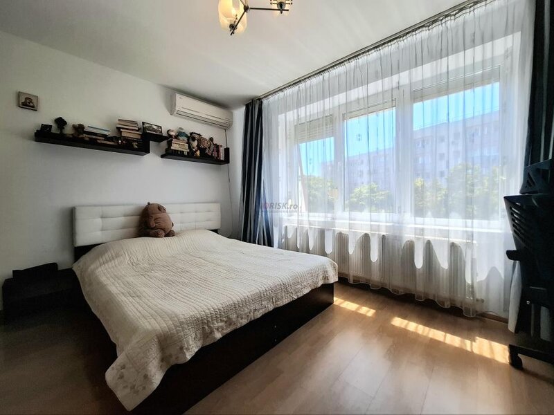 Dristor duplex 4 camere, 124 mp, terase, centrala, parcare